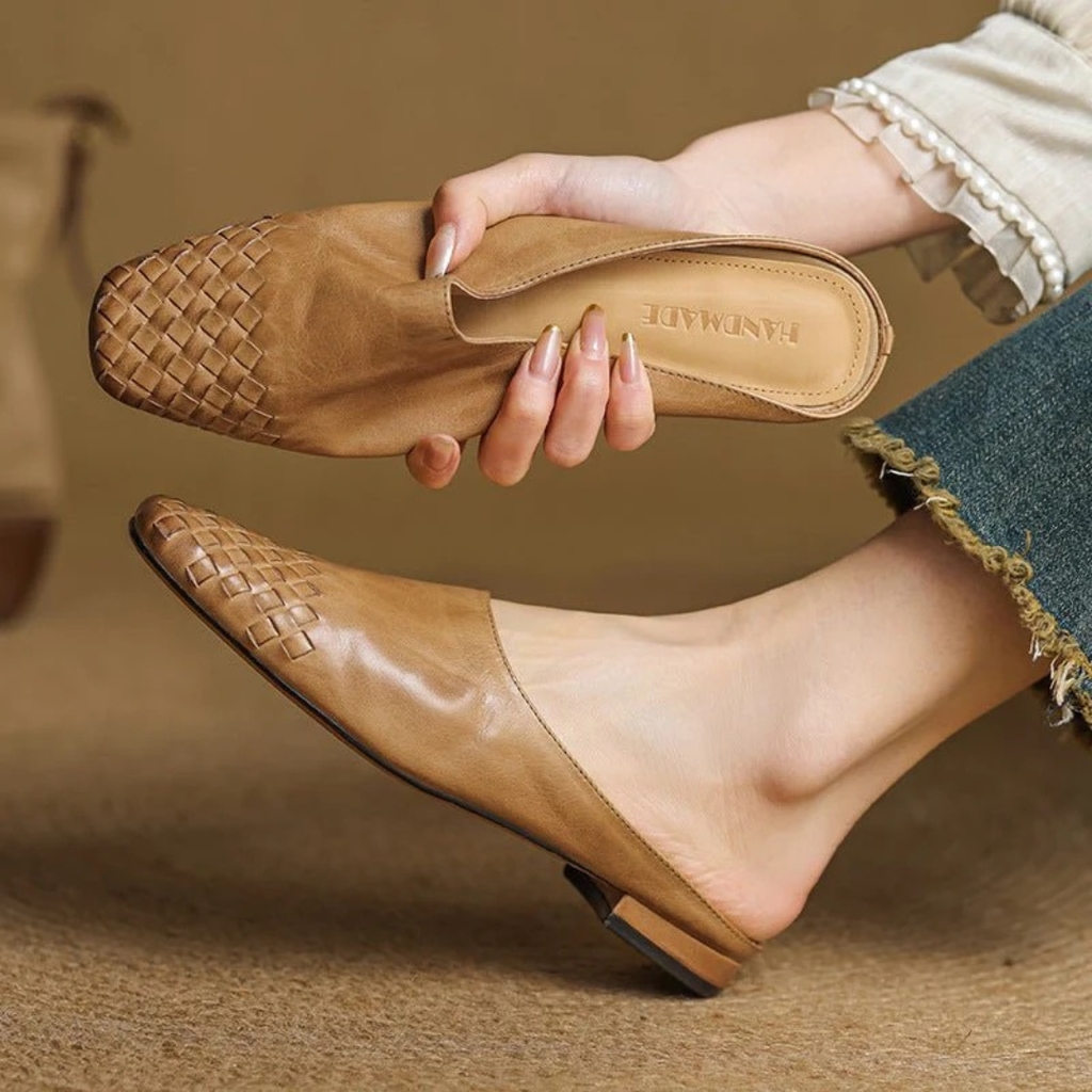 Liane | Stilvolle Damen Sandalen mit Quadratischer Form