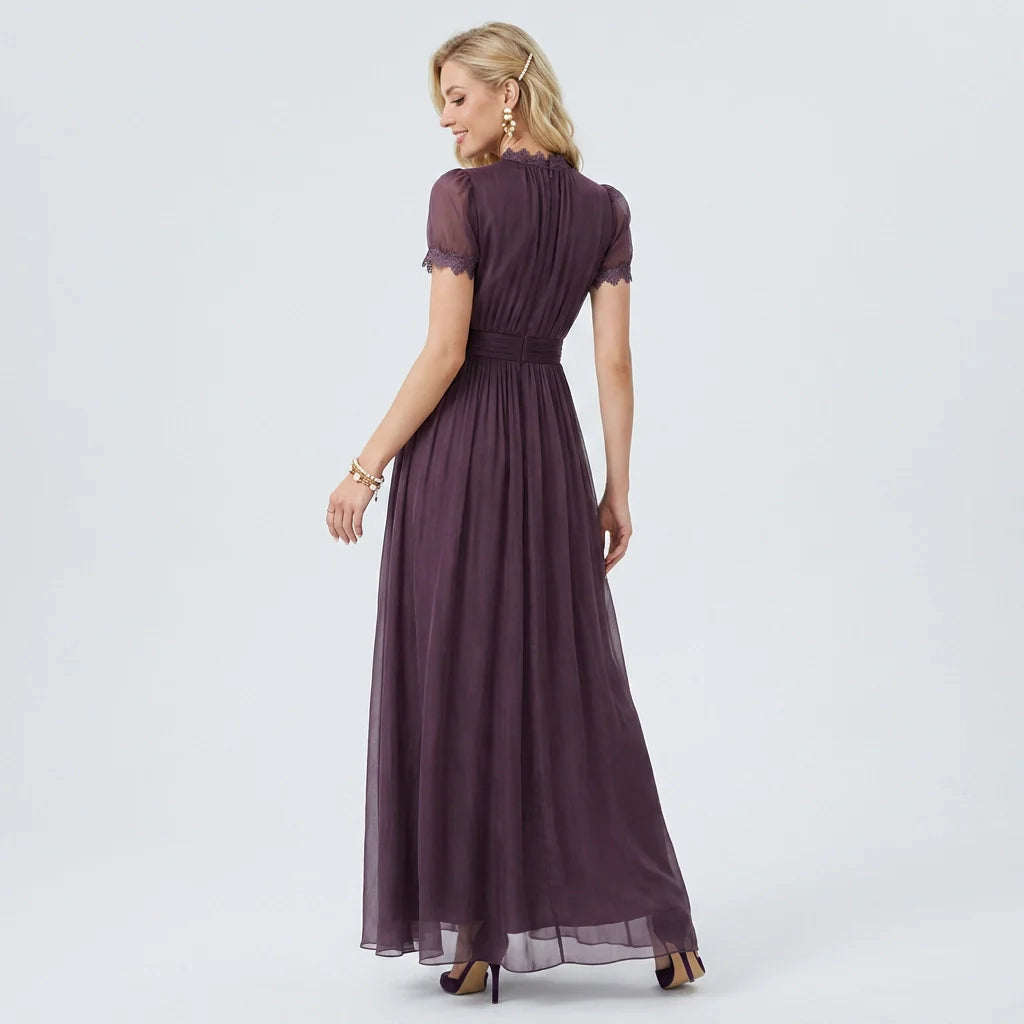 Maxikleid in A-Linie mit Kurzarm und Rüschenkragen aus Chiffon