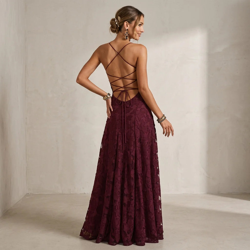Maxikleid in A-Linie mit Spitze und Spaghettiträgern