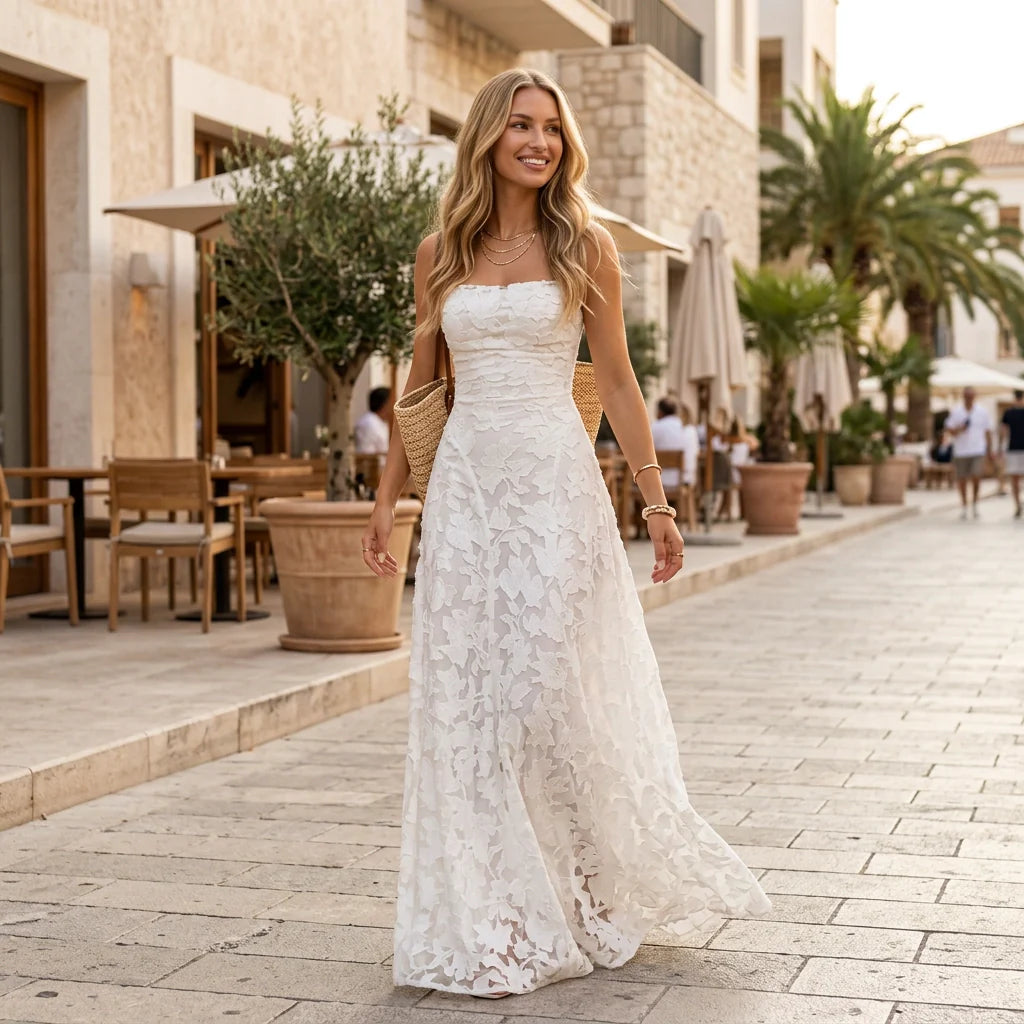 Maxikleid in A-Linie mit Spitze und Spaghettiträgern