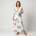 Sommerkleid mit V-Ausschnitt und Halbarm im Paisley Muster