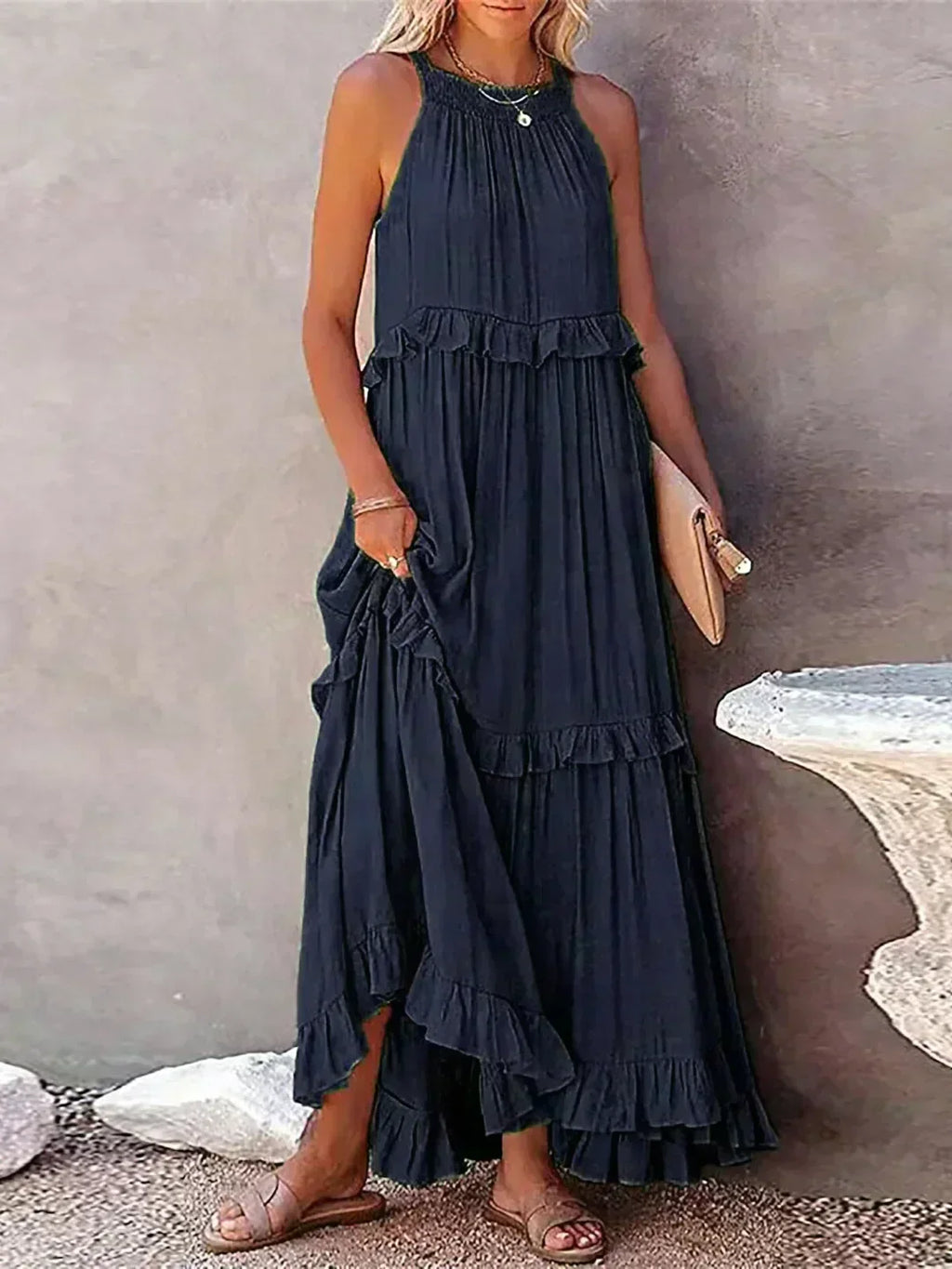 Hannah | Maxikleid mit Volants & Neckholder-Ausschnitt