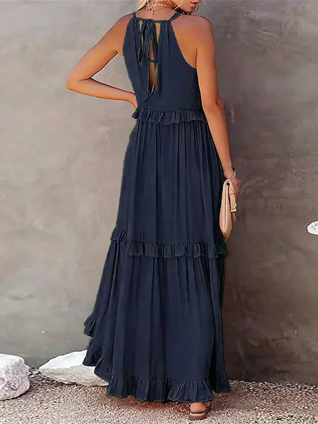 Hannah | Maxikleid mit Volants & Neckholder-Ausschnitt