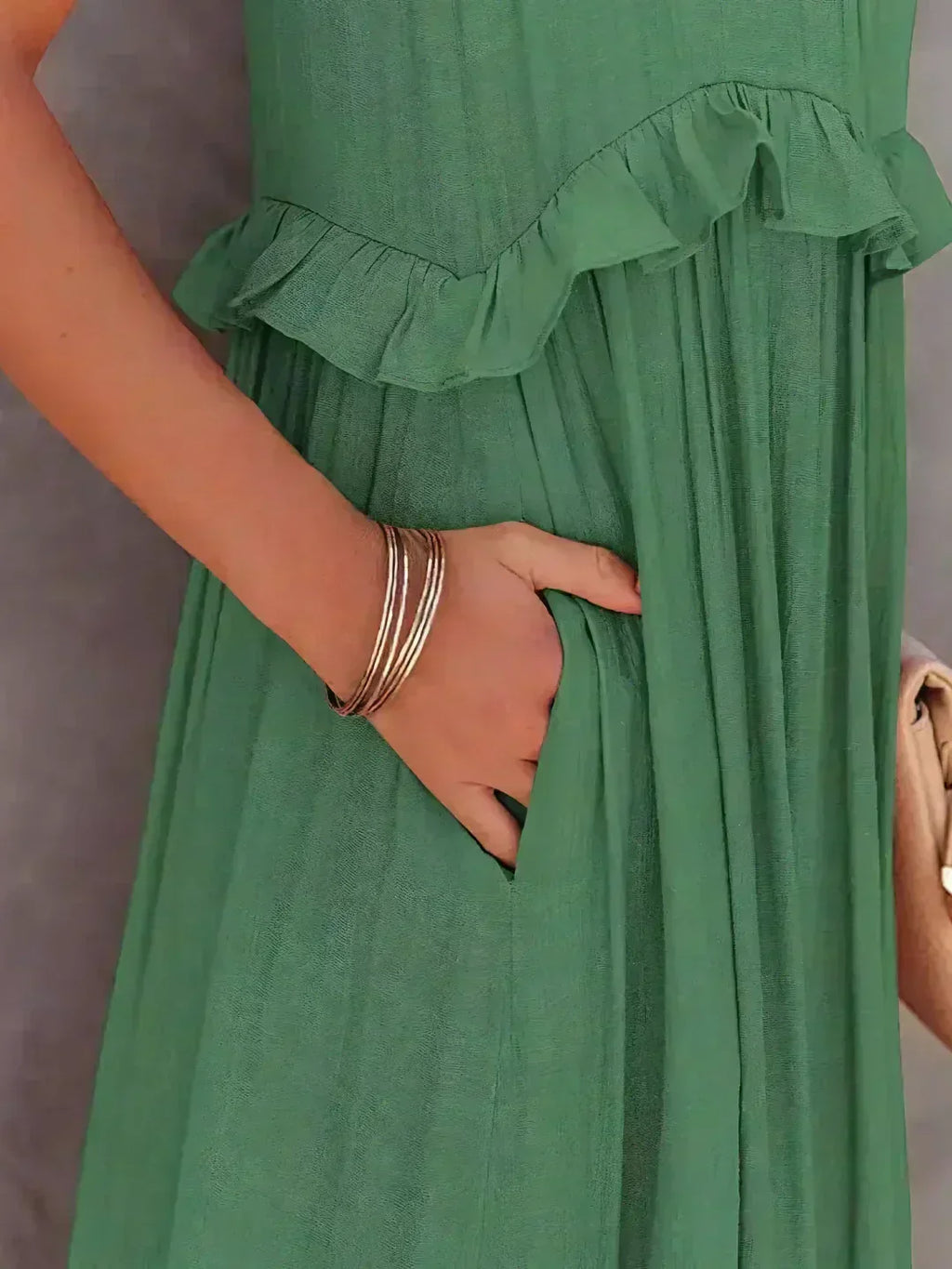 Hannah | Maxikleid mit Volants & Neckholder-Ausschnitt