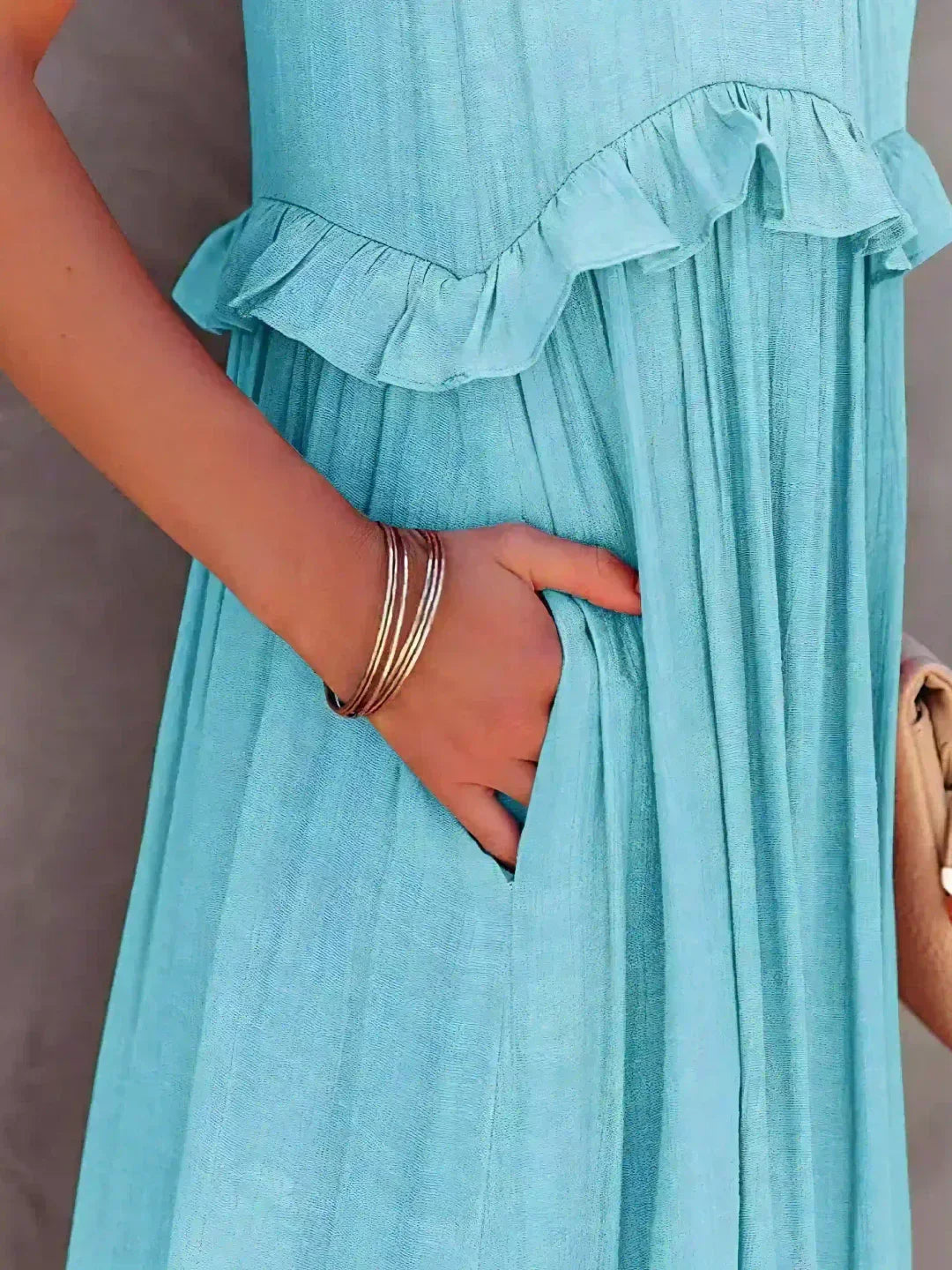 Hannah | Maxikleid mit Volants & Neckholder-Ausschnitt