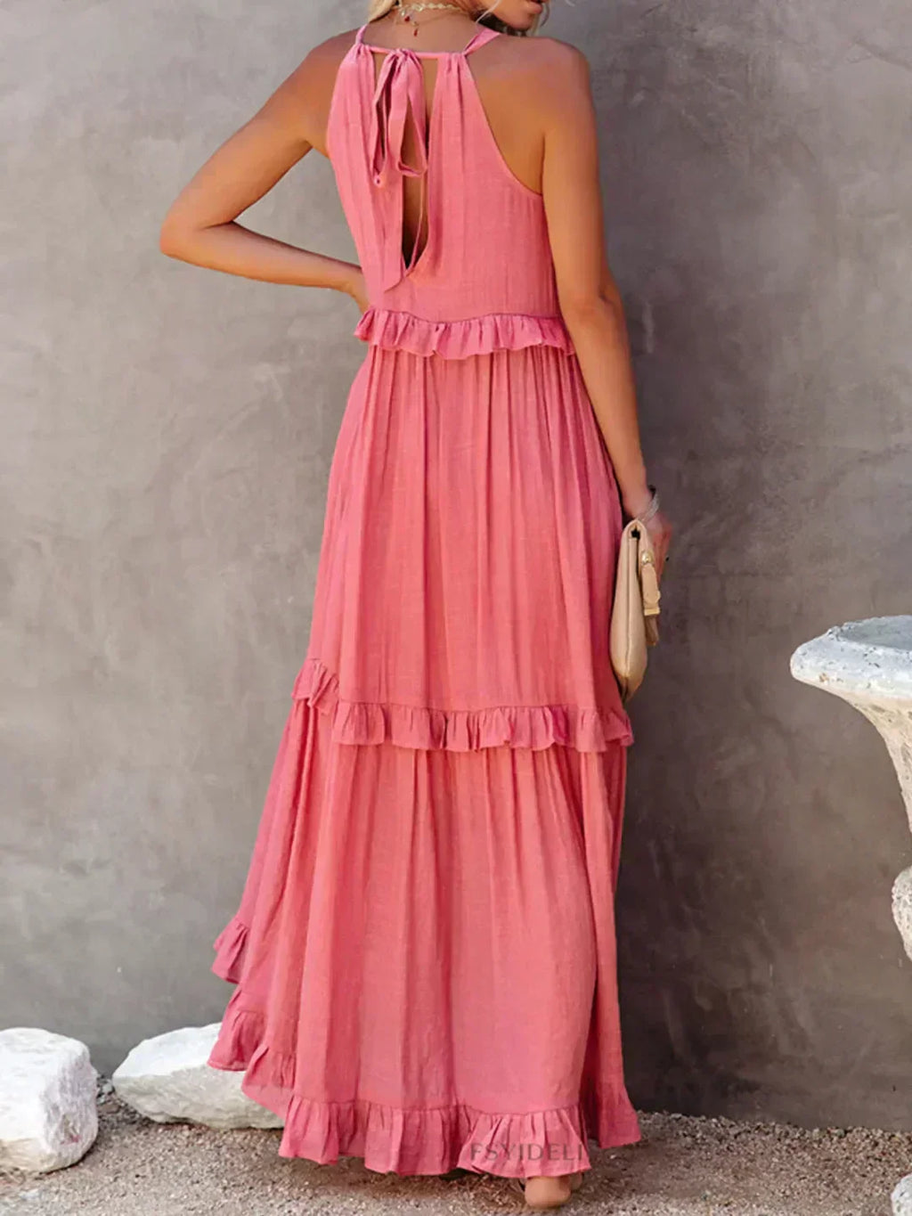 Hannah | Maxikleid mit Volants & Neckholder-Ausschnitt