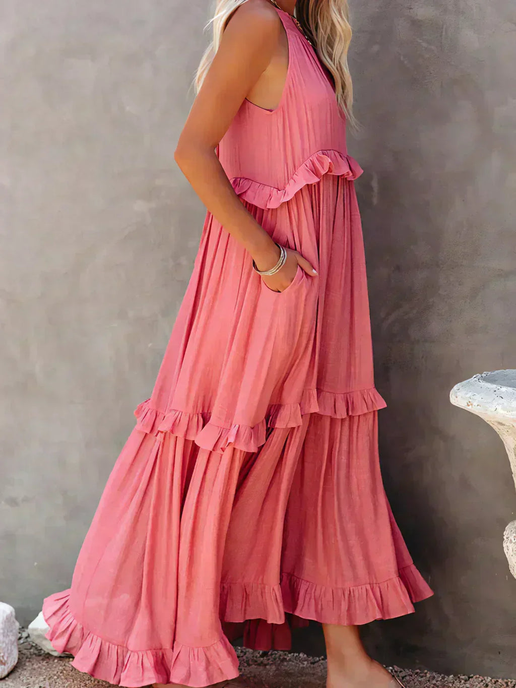 Hannah | Maxikleid mit Volants & Neckholder-Ausschnitt