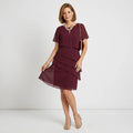 Midikleid im Stufenkleid-Design mit kurzen Ärmeln aus Chiffon