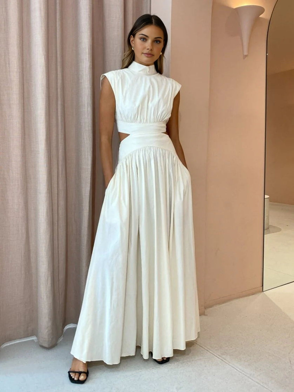 Alba | Damen Maxikleid mit Cut-Out, Stehkragen ärmellos elegant