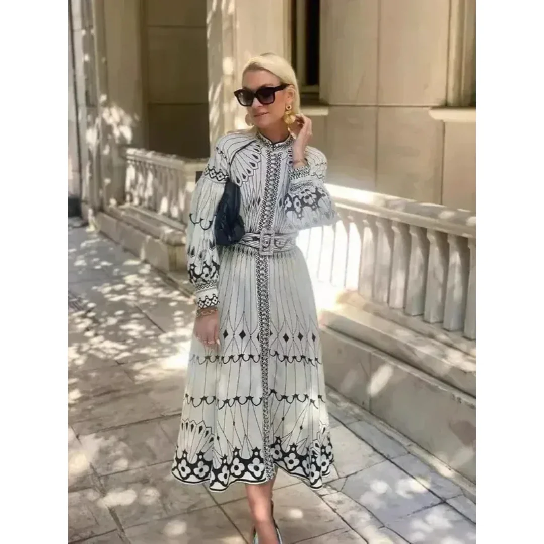 Monica | Damen Beiges Sommerkleid Midi Boho Print Modern