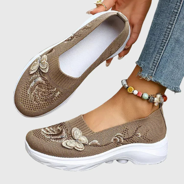 Philippa | Damen Bestickte Schmetterling Slip-On Loafer