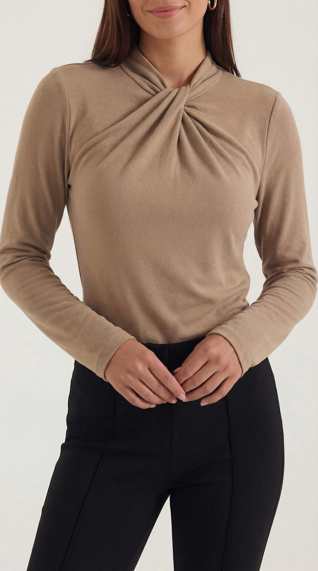 Jamie Bluse mit geknotetem Mock-Neck