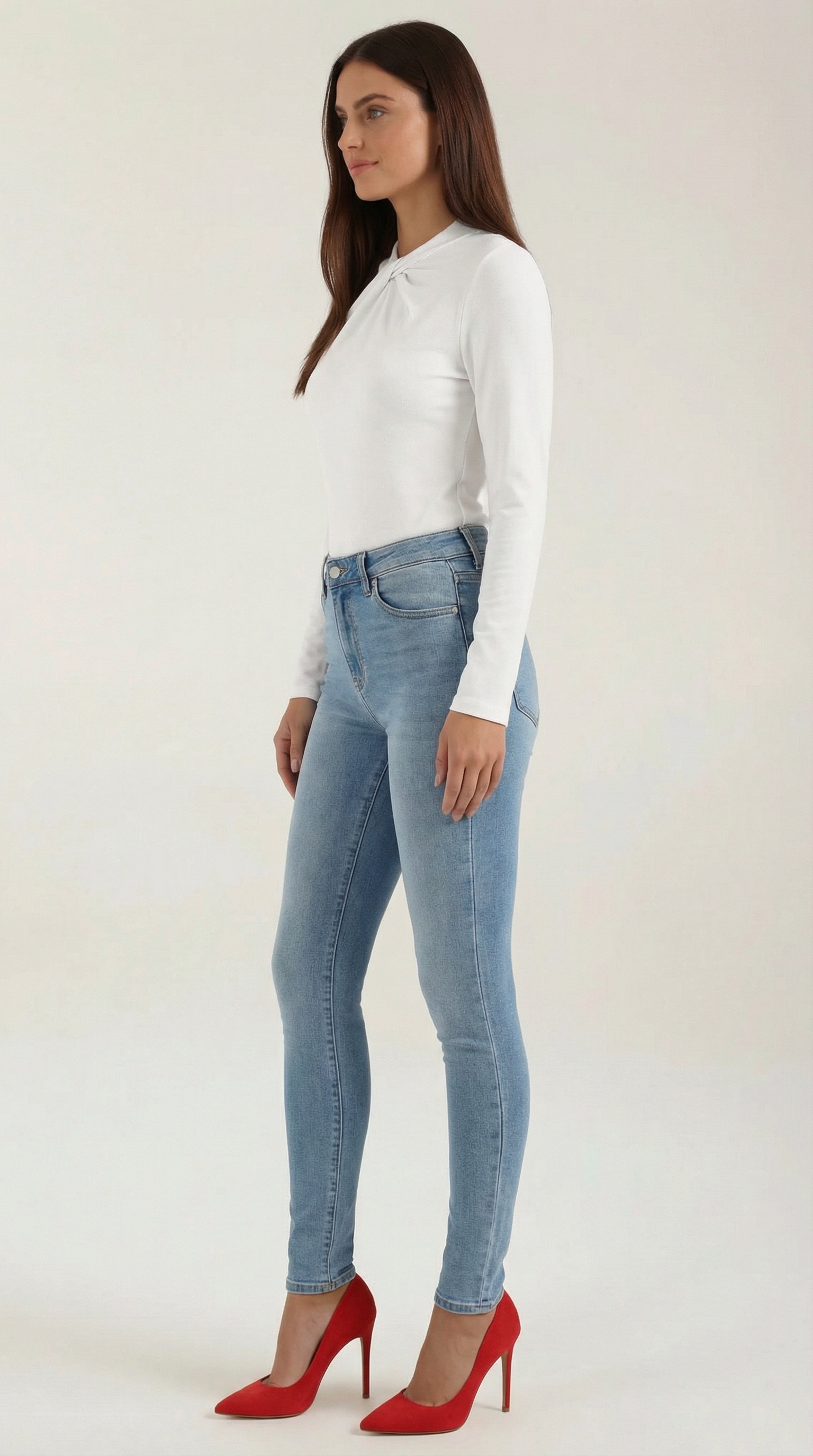 Jamie Bluse mit geknotetem Mock-Neck