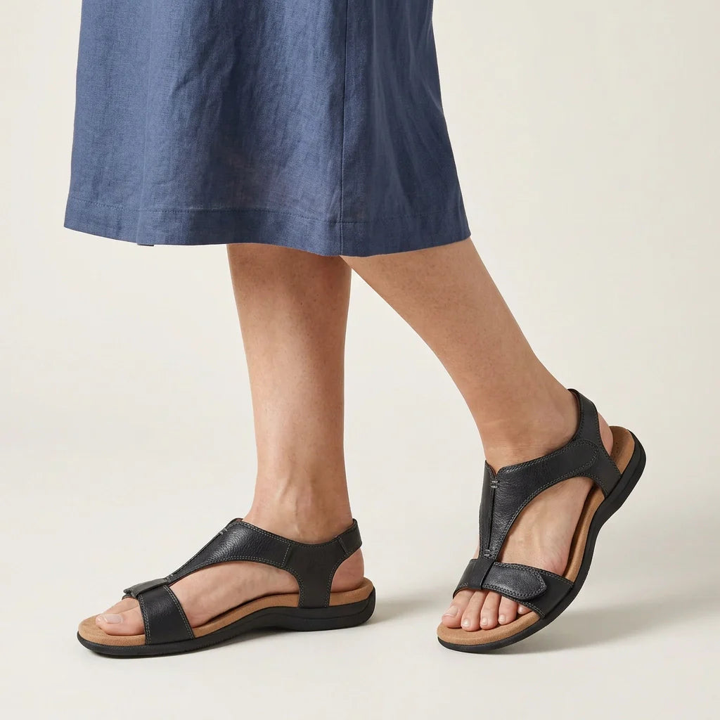 Sandalen für Damen mit flacher Sohle und Klettverschluss