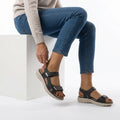 Sportliche Sandalen für Damen mit dicker Sohle und Riemchen mit Klettverschluss