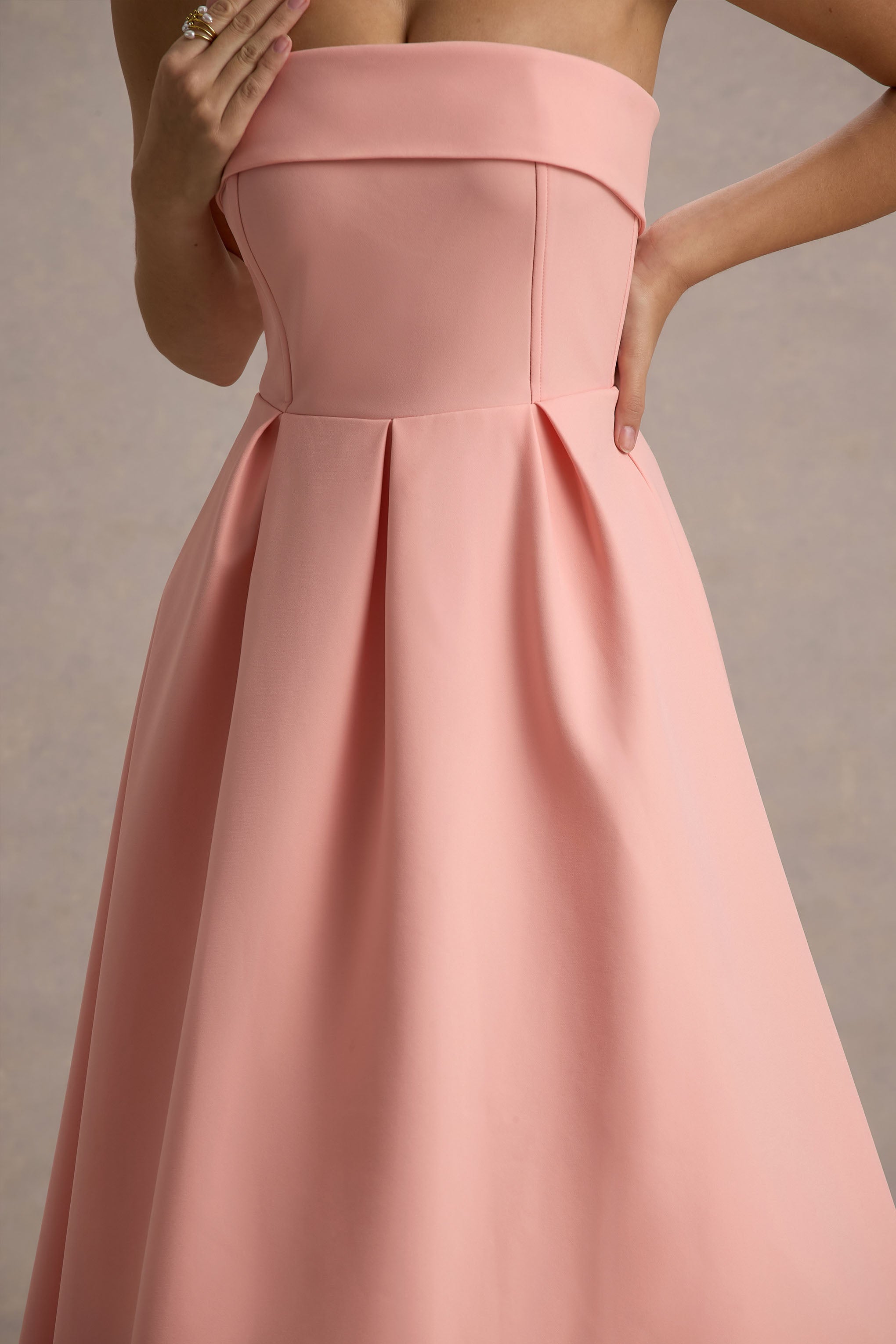Sommerfeld | Stilvolles Midi-Kleid mit Schulterfreiem Ausschnitt
