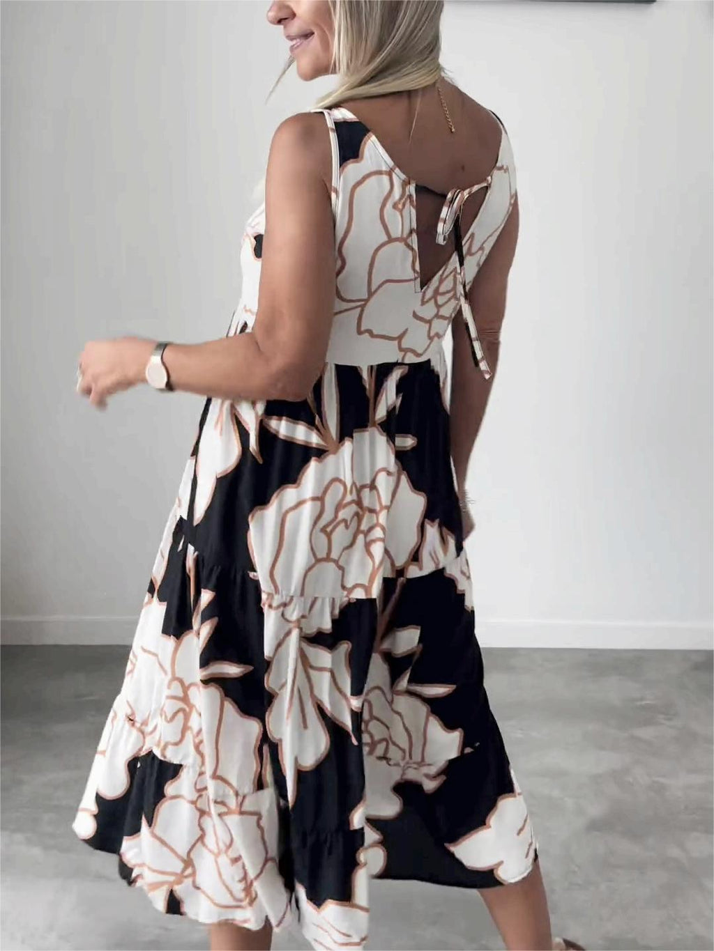 Lena | Vielseitiges Blüten-Sommerkleid