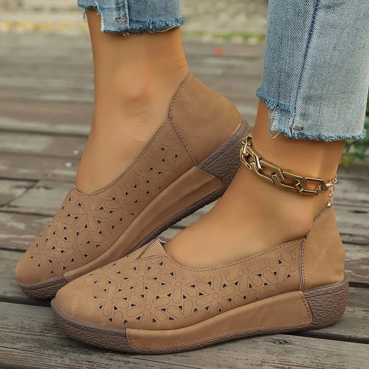 Viktoria | Damen Plateau Loafer mit Lochperforation