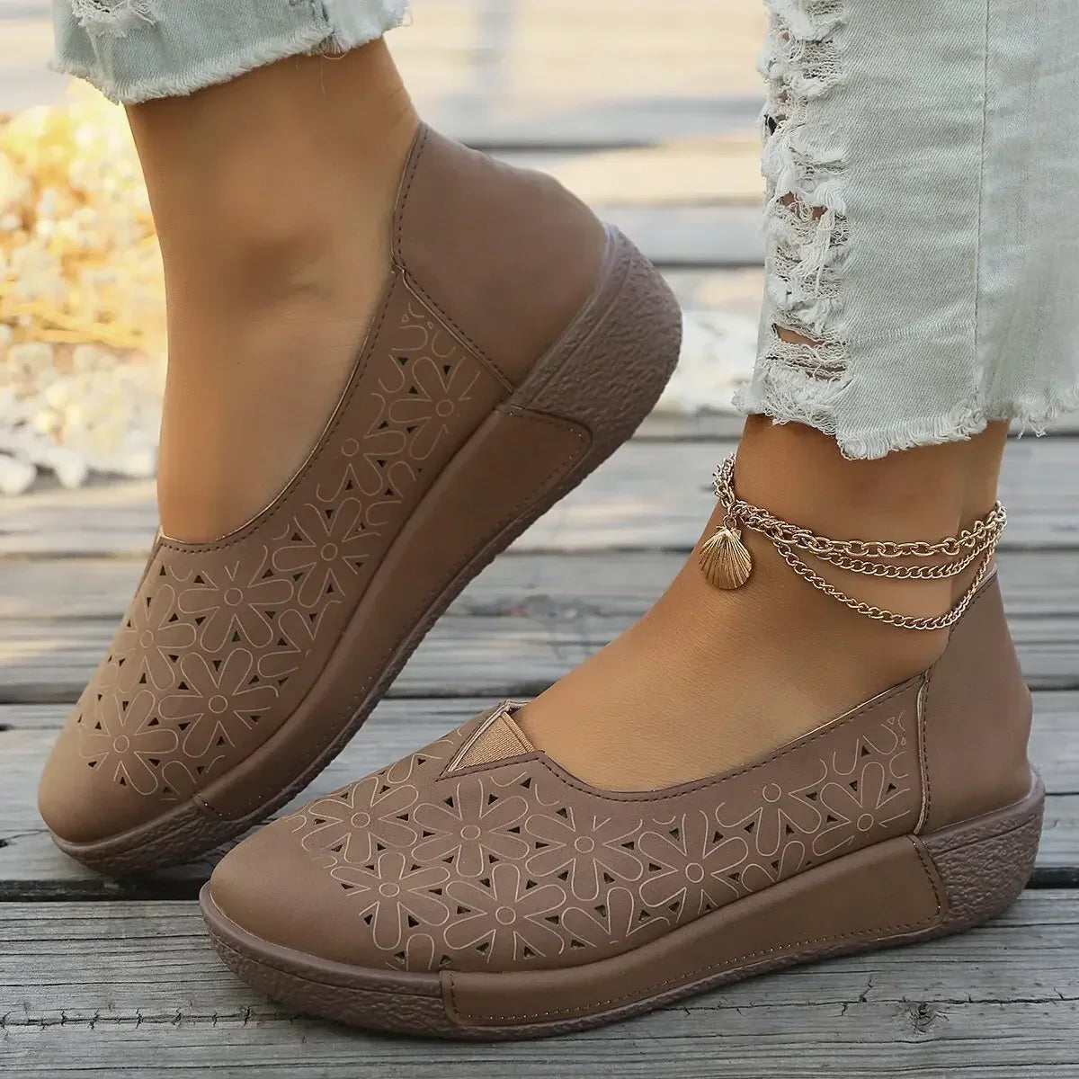 Viktoria | Damen Plateau Loafer mit Lochperforation