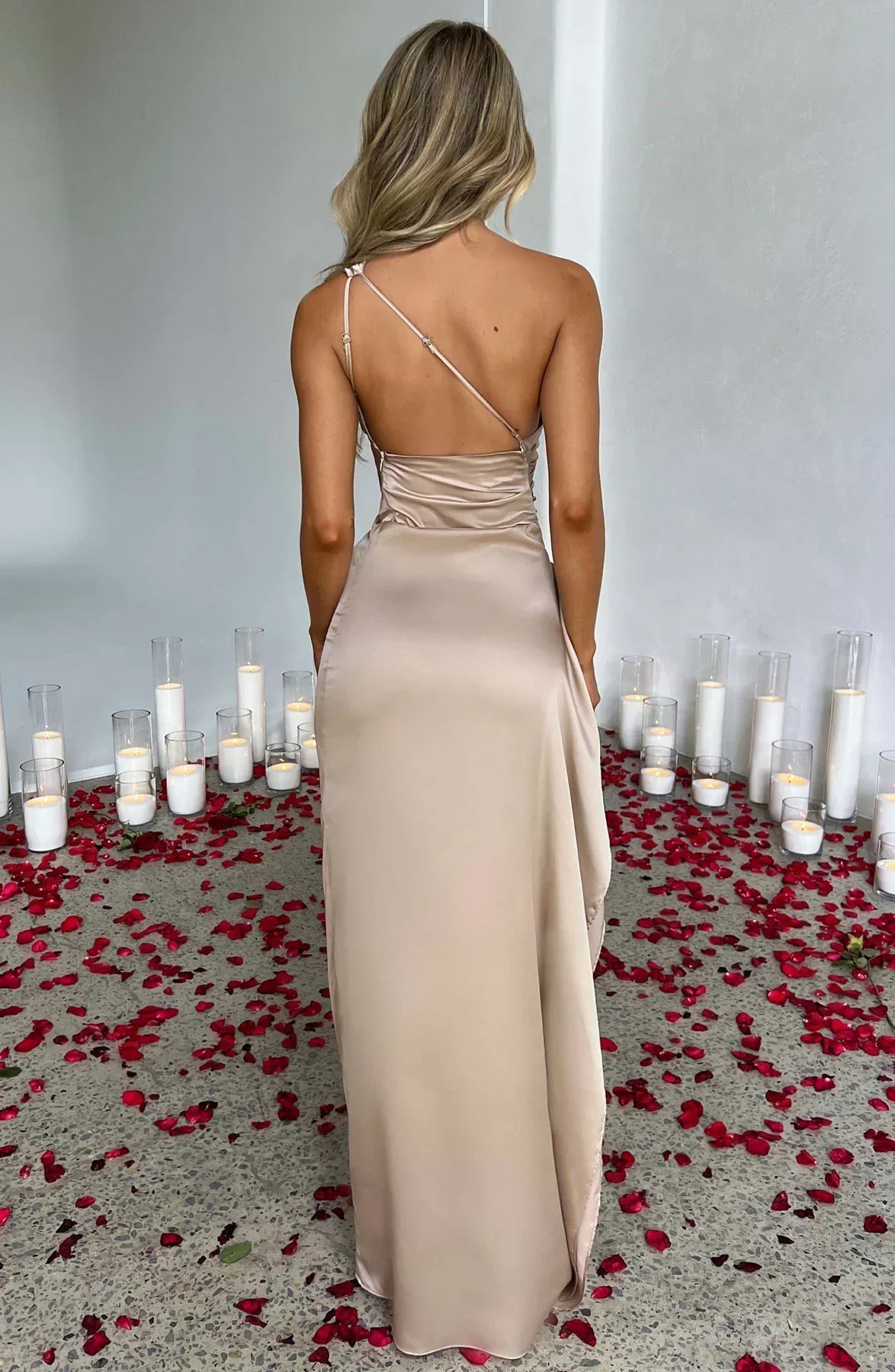 Violetta | Damen One Shoulder Maxikleid