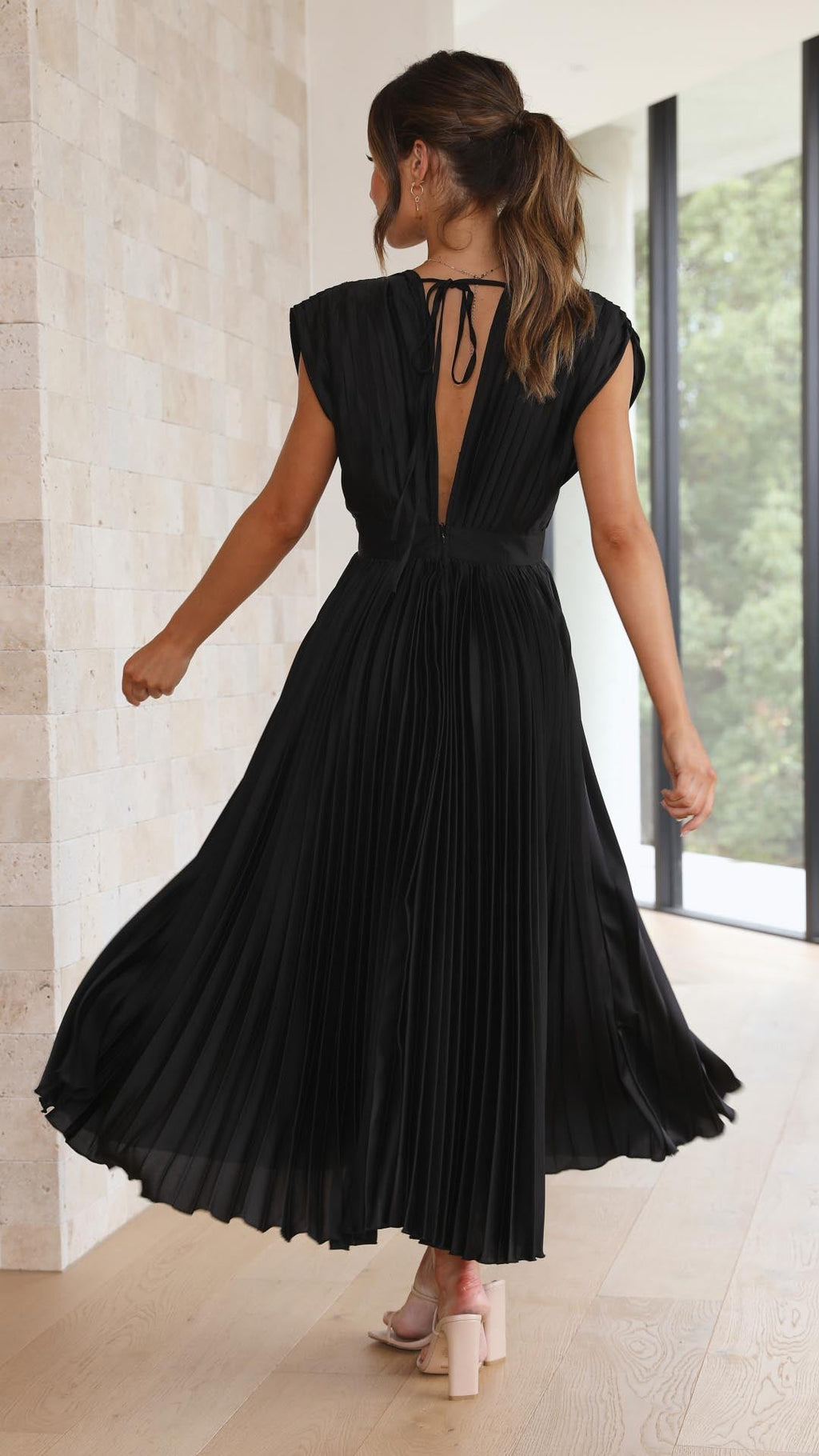 Lena | Women's Pleated V Neck Midi
