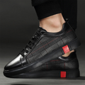 Kai - flache Sneaker mit Schnürsenkeln vorne
