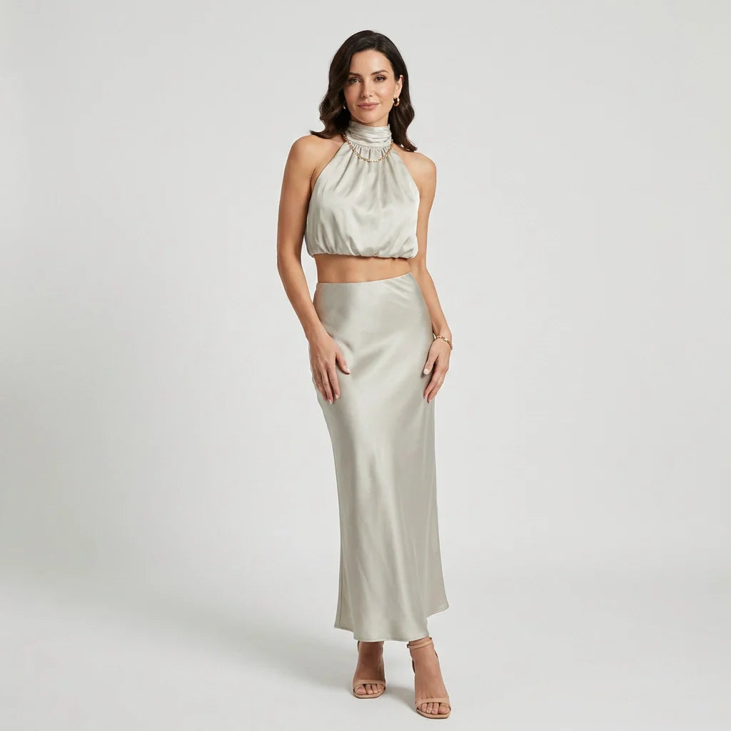 Zweiteiler für Damen mit Maxi Rock und bauchfreiem Oberteil im festlichen Stil