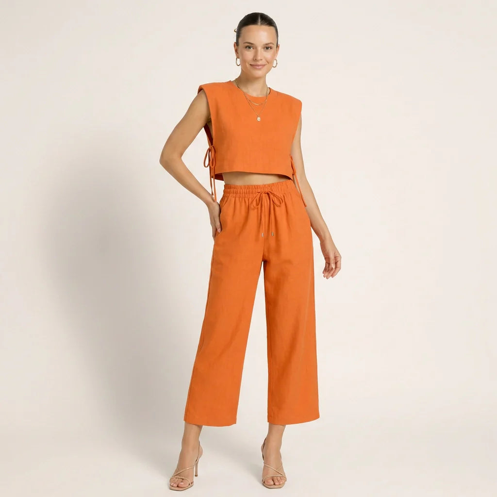 2-Teiler für Damen mit bauchfreiem Crop Top und 7/8-Schlupfhose im lässigen Stil