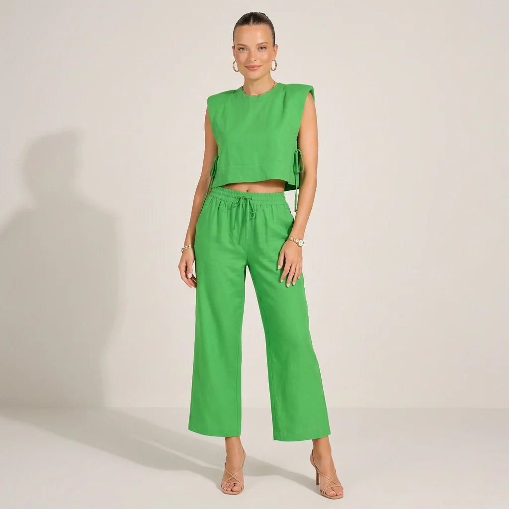 2-Teiler für Damen mit bauchfreiem Crop Top und 7/8-Schlupfhose im lässigen Stil